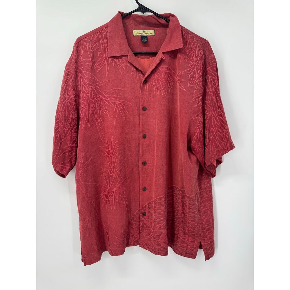 Tommy Bahama Men's Silk Summer Hawaiian Shirt Red Floral Size Medium Lightweight